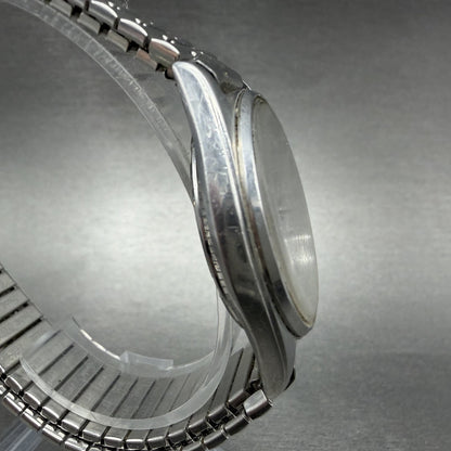 Seiko SQ Watch Men 35mm Silver Dial Silver Tone Daydate 8223-7189 New Batt3