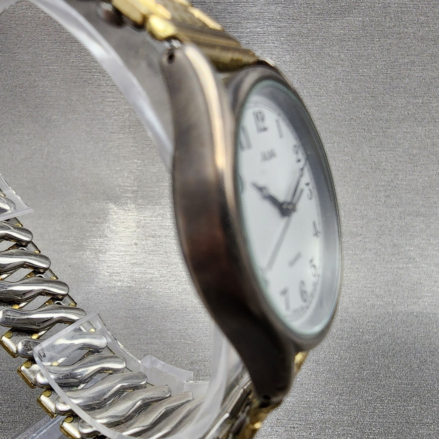 Seiko ALBA Watch Women 31mm Silver Dial Gray Tone Round V3066120 New Battery3
