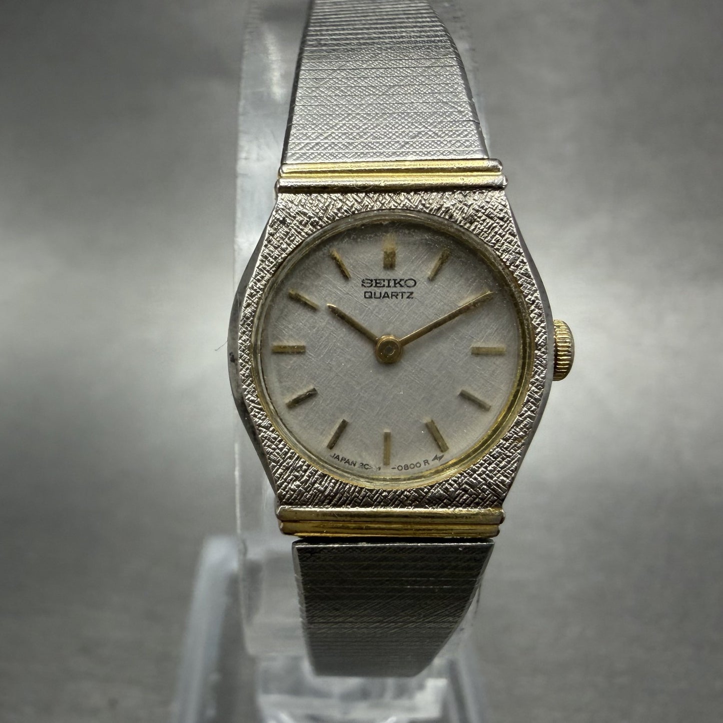 Seiko Watch Women 16mm Silver Dial Two Tone Round 2C20-0259 New Battery0