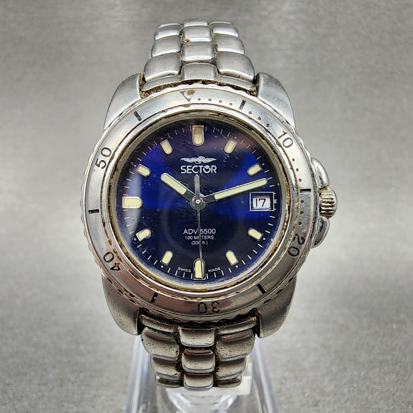 Sector ADV 5500 Dive Watch Women 29mm Blue Dial Steel Date Round New Battery0