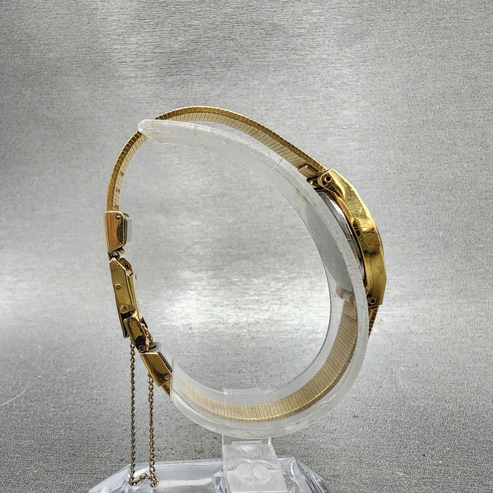 Seiko Watch Women 19mm Gold Dial Gold Tone Round 2P210A79 New Battery VTG8