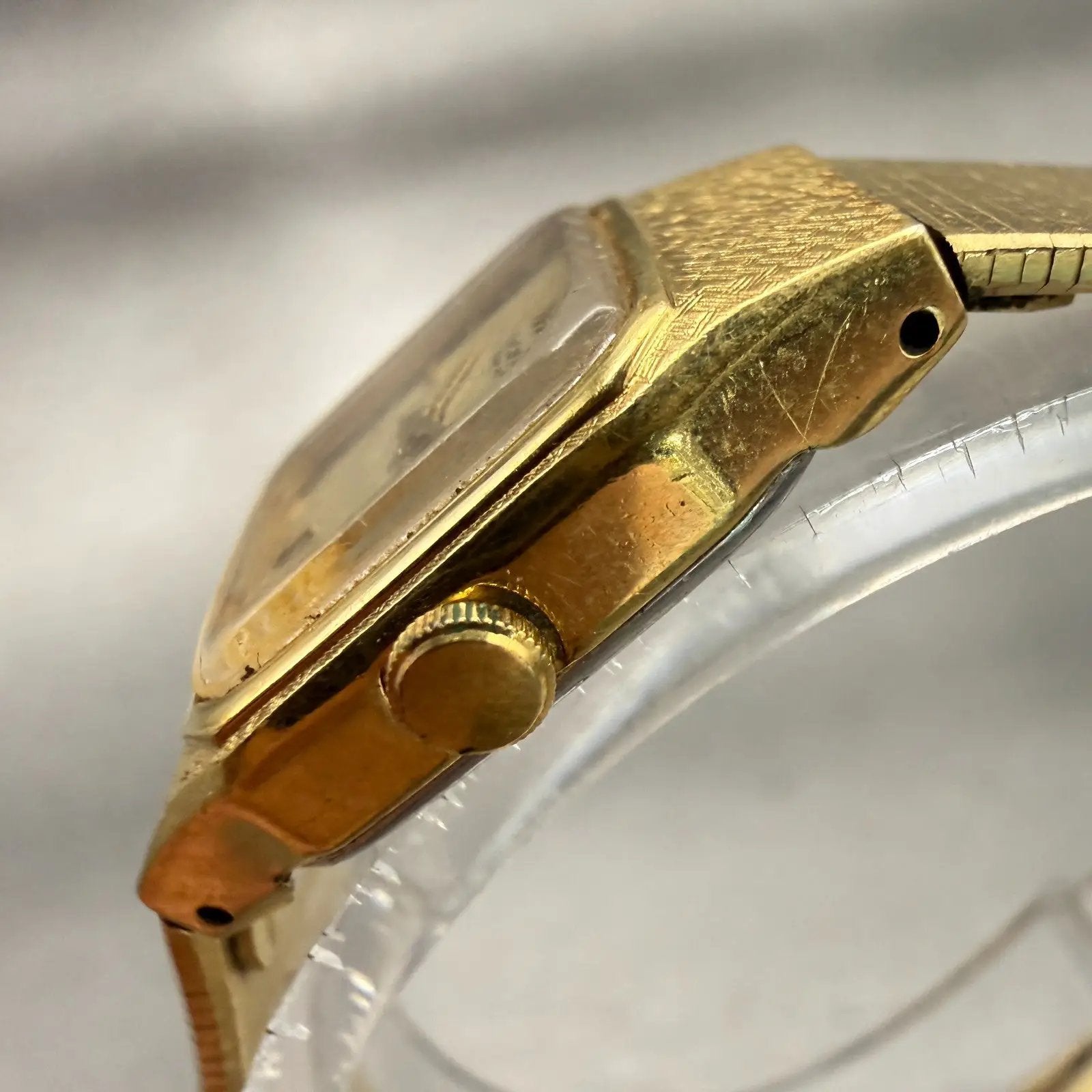 Seiko Watch Women 16mm Gold Dial Gold Tone Rectangle 2C20-5789 New Battery VTG2