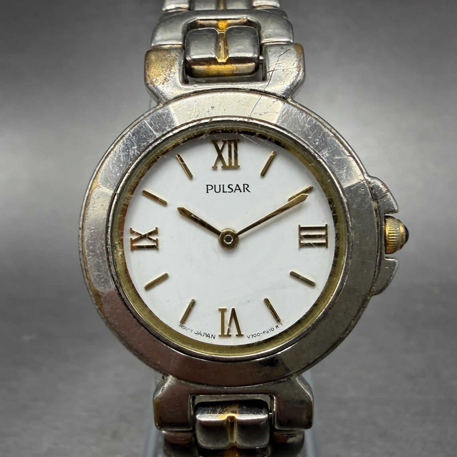 Pulsar Watch Women 28mm White Dial Two Tone Round V700-6330 New Battery0