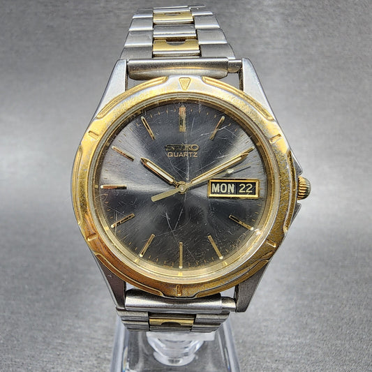 Seiko Watch Men 36mm Gray Dial Two Tone Daydate Round 7N43-8A09 New Battery B123