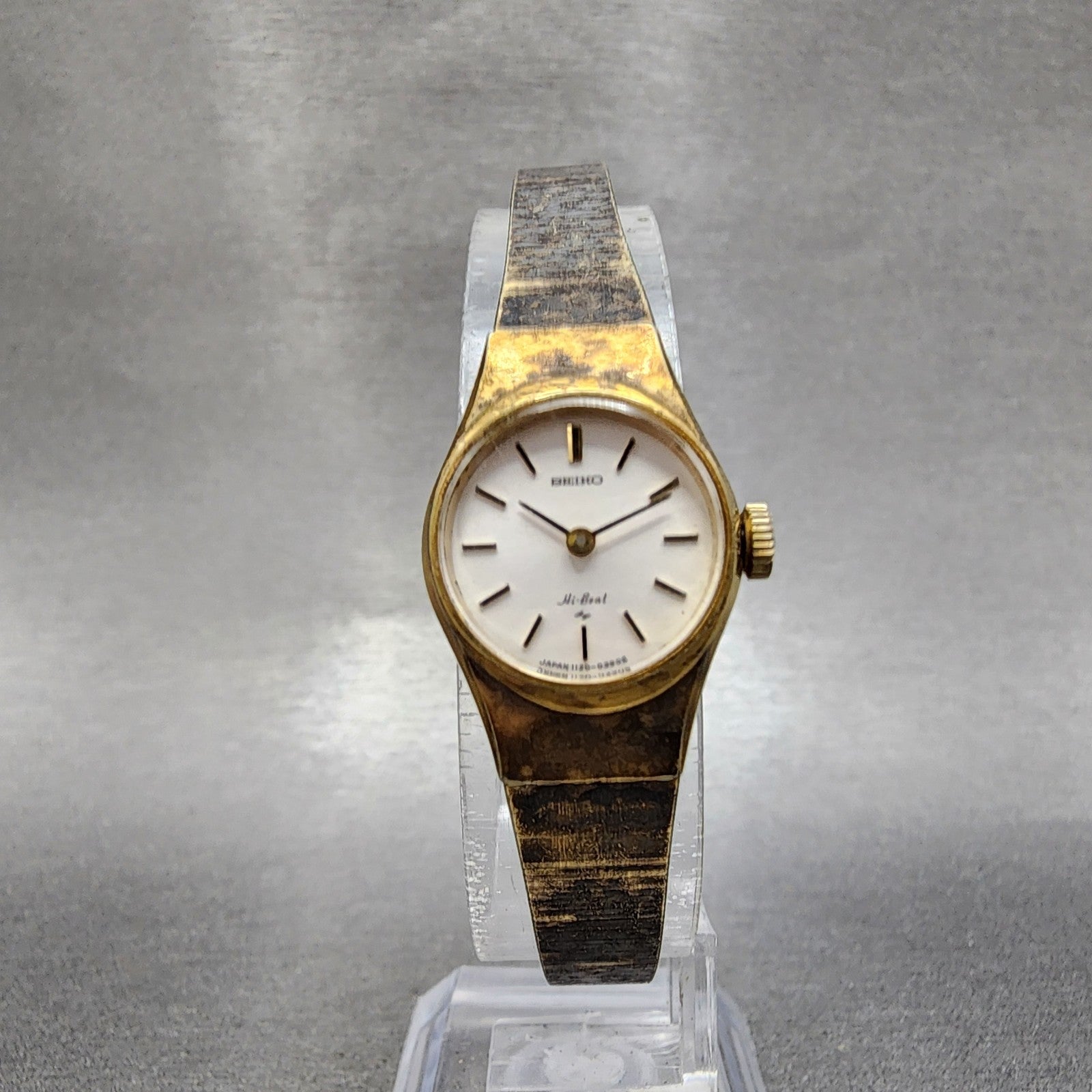 Seiko Watch Women 19mm White Dial Gold Tone Manual Round 11200120 Runs5