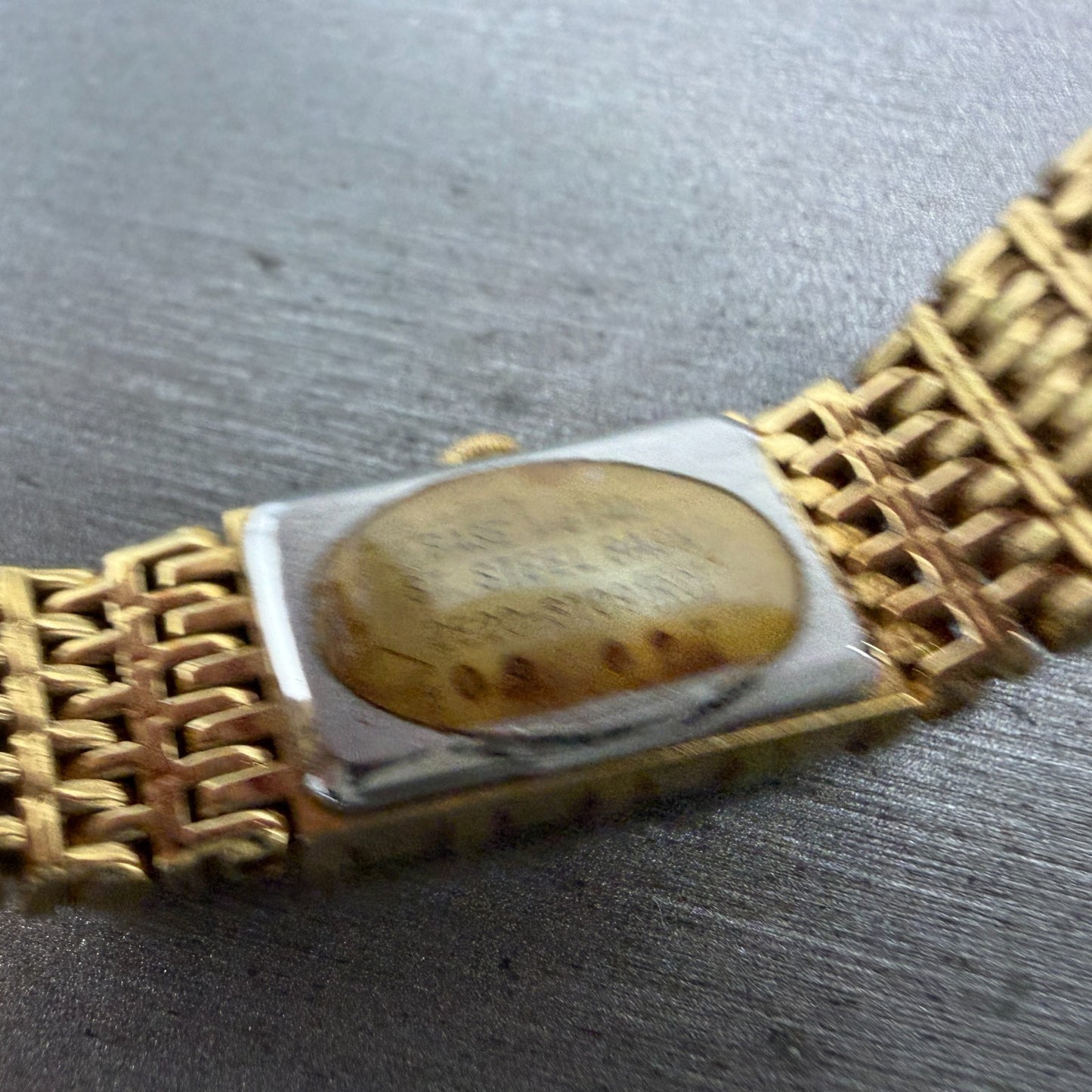 Seiko Tank Watch Women 12mm Champagne Dial Gold Tone 2e20-6109 New Battery 97KG9