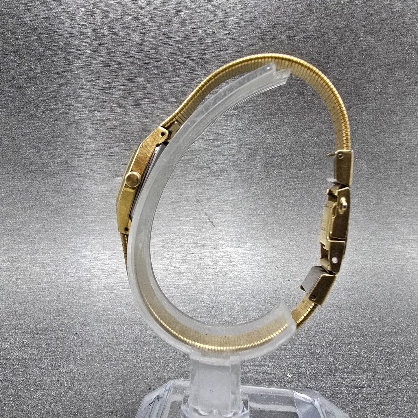 Seiko Watch Women 17mm Gold Dial Gold Tone Oval 2C20-6450 New Battery Vintage6
