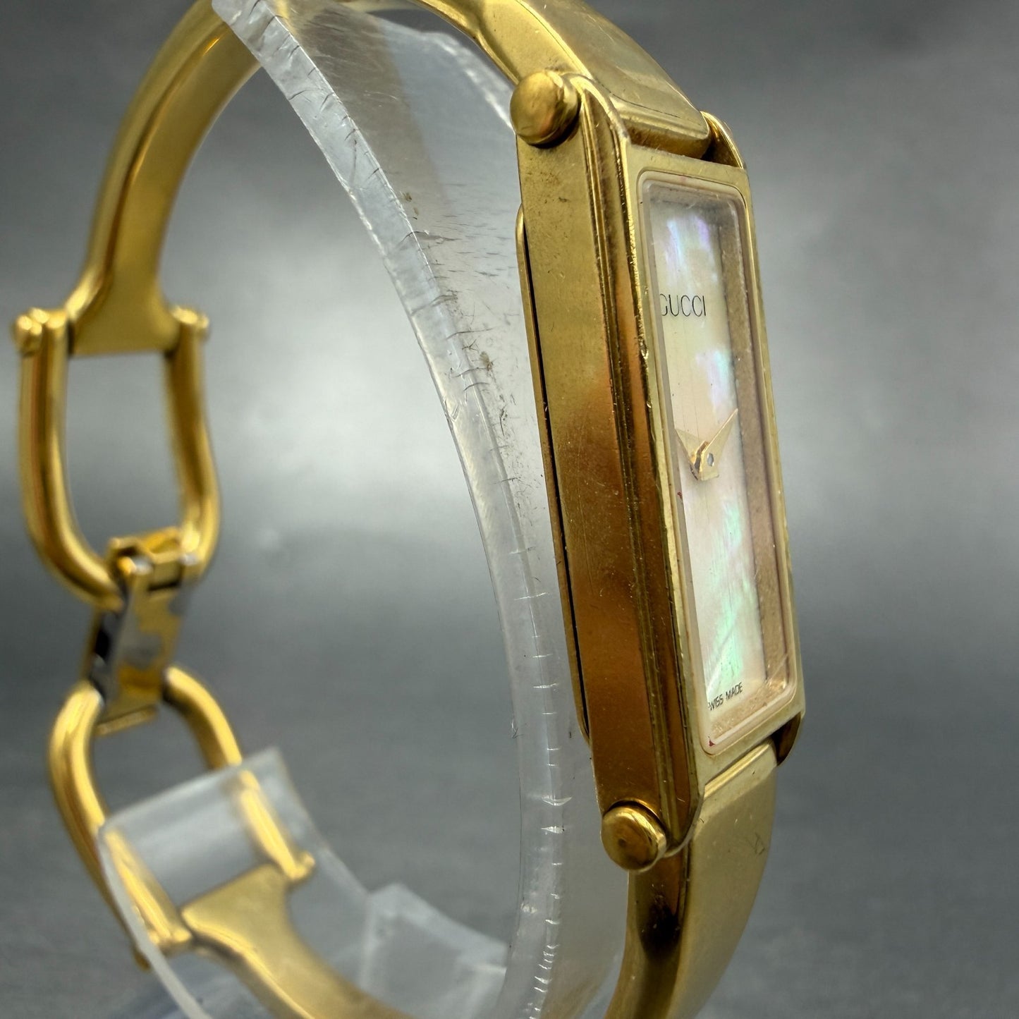 Gucci 1500L Tank Watch Women 12mm MOP Dial Gold Rectangle Bangle New battery TKH3