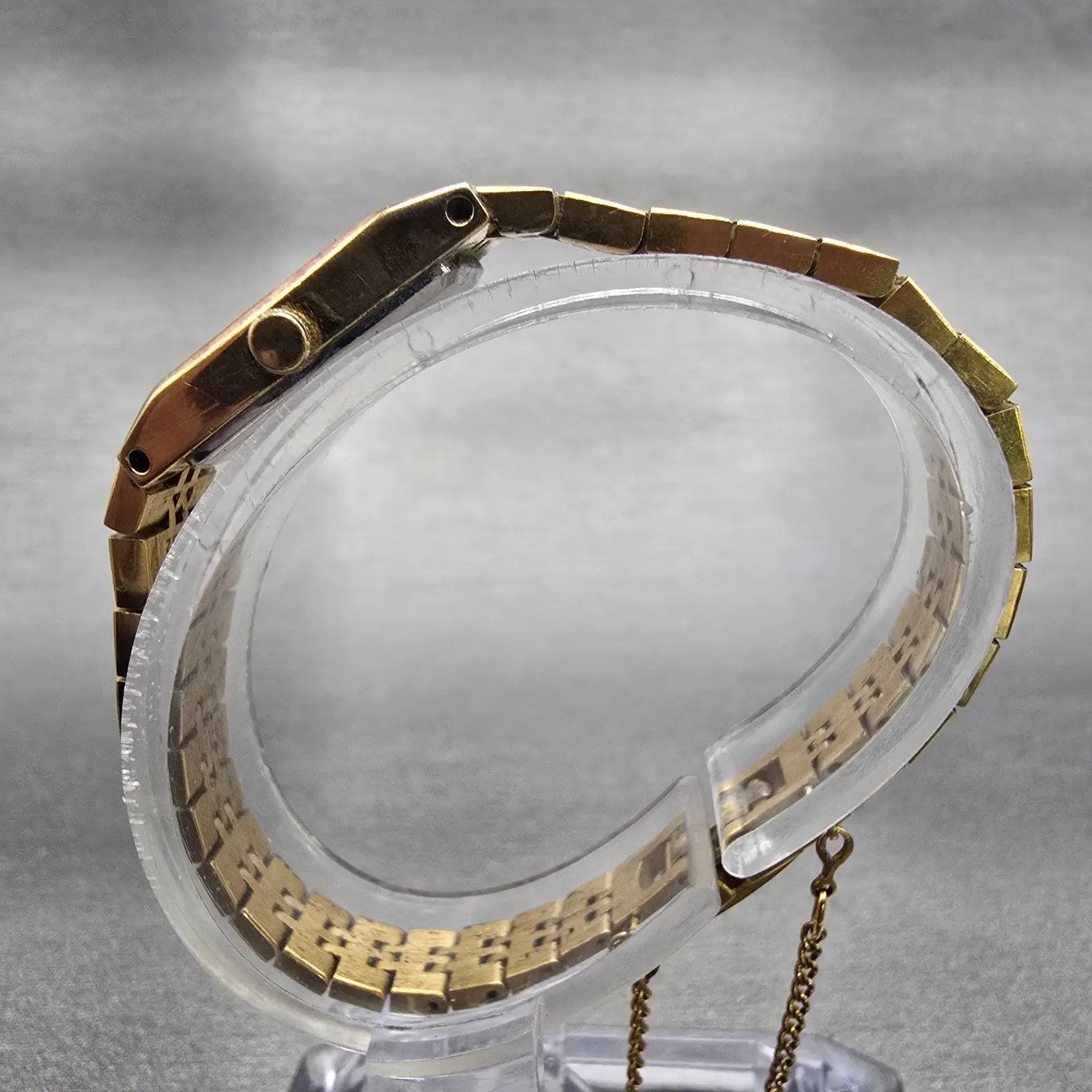 Seiko Watch Women 12mm Gold Dial Gold Tone Rectangle 2E20-5559 New Battery VTG6