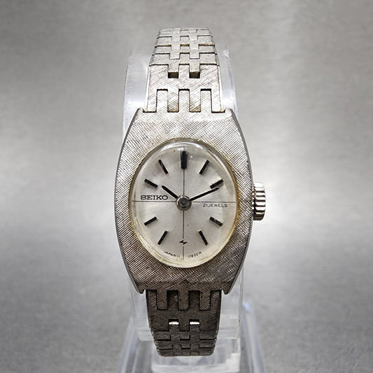 Seiko Watch Women 16mm Silver Dial Silver Tone Oval Manual 117060 Runs0