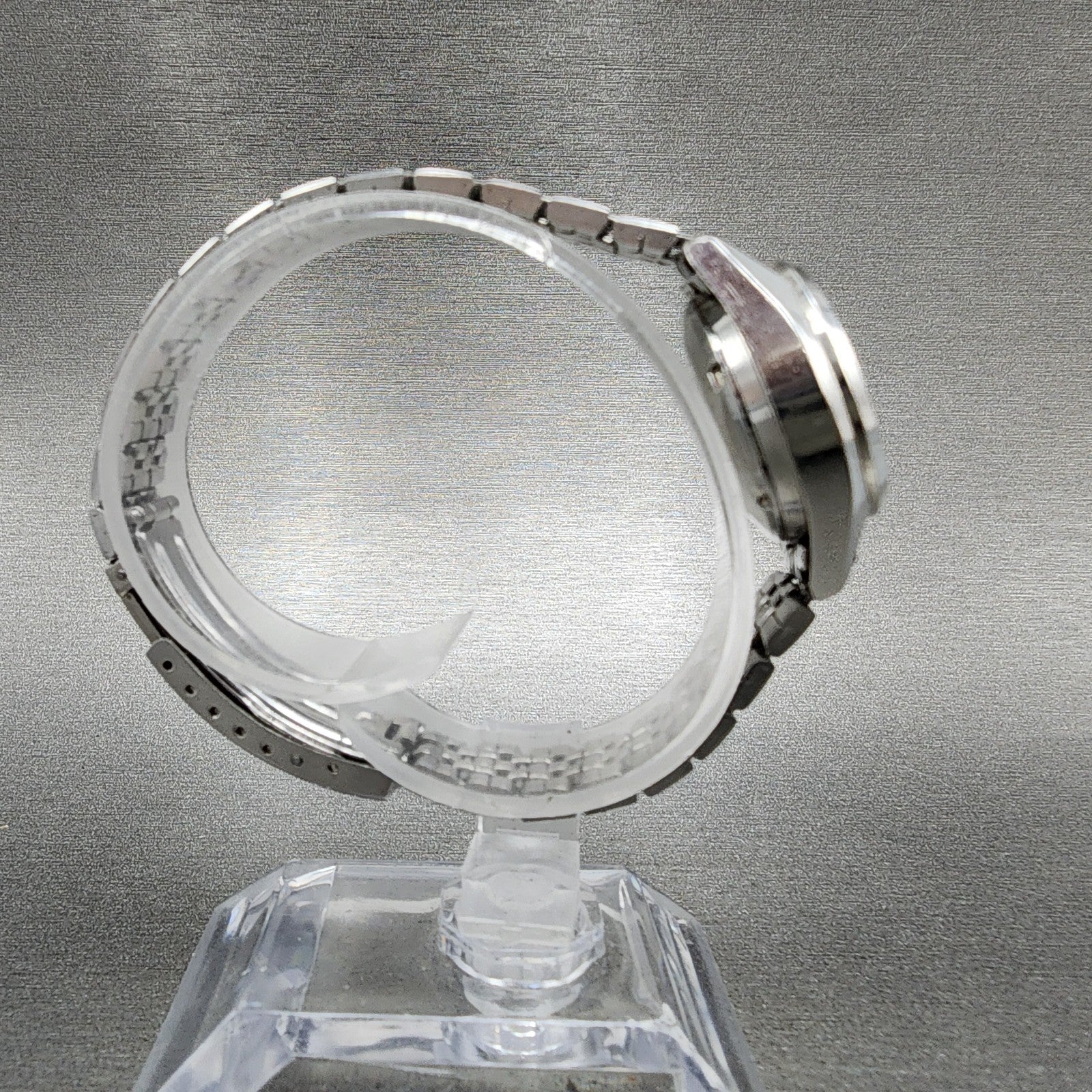 Seiko Automatic Watch Women 24mm Silver Dial Silver Tone Daydate 27060290 Runs8