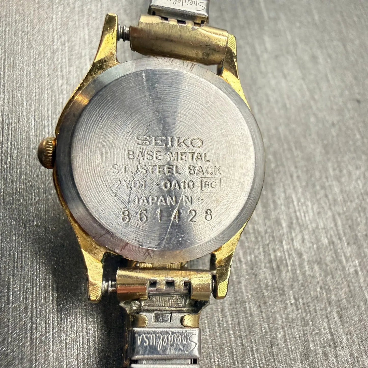 48519718