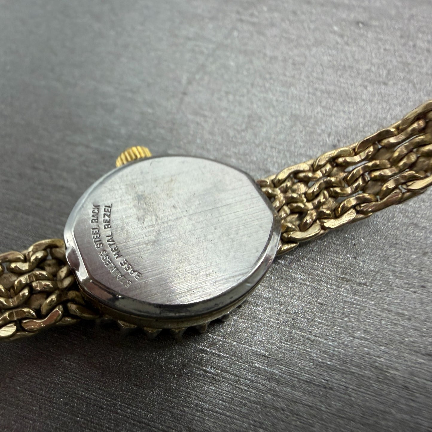 Gruen Watch Women 16mm Gold Dial Gold Tone Oval Diamond Bezel New battery VTG9