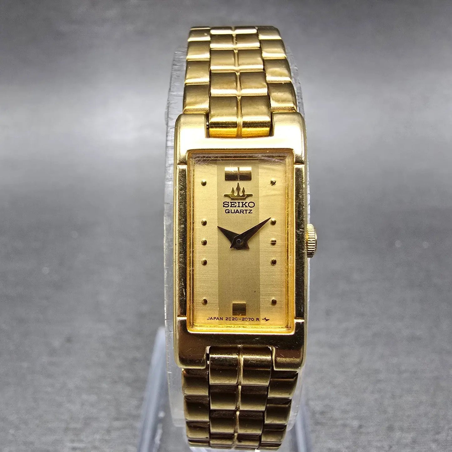 Seiko Tank Watch Women 13mm Champagne Dial Gold Tone 2E20-6590 New Battery VTG J0