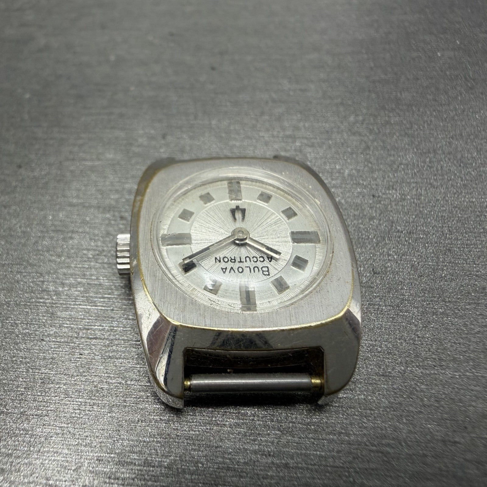 Bulova Accutron Watch Women 20mm Silver Dial White Gold Plated Tunning Fork Runs4