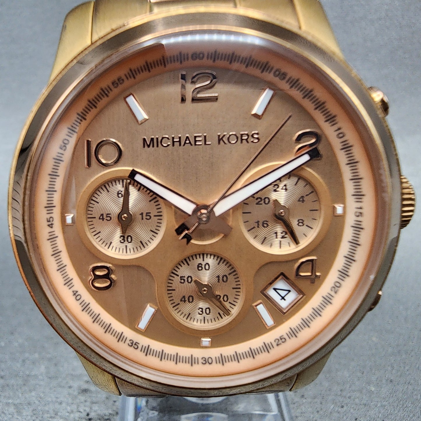 Michael Kors Runway Chronograph Watch Women 38mm Rose Dial Rose Gold Tone NewBat1