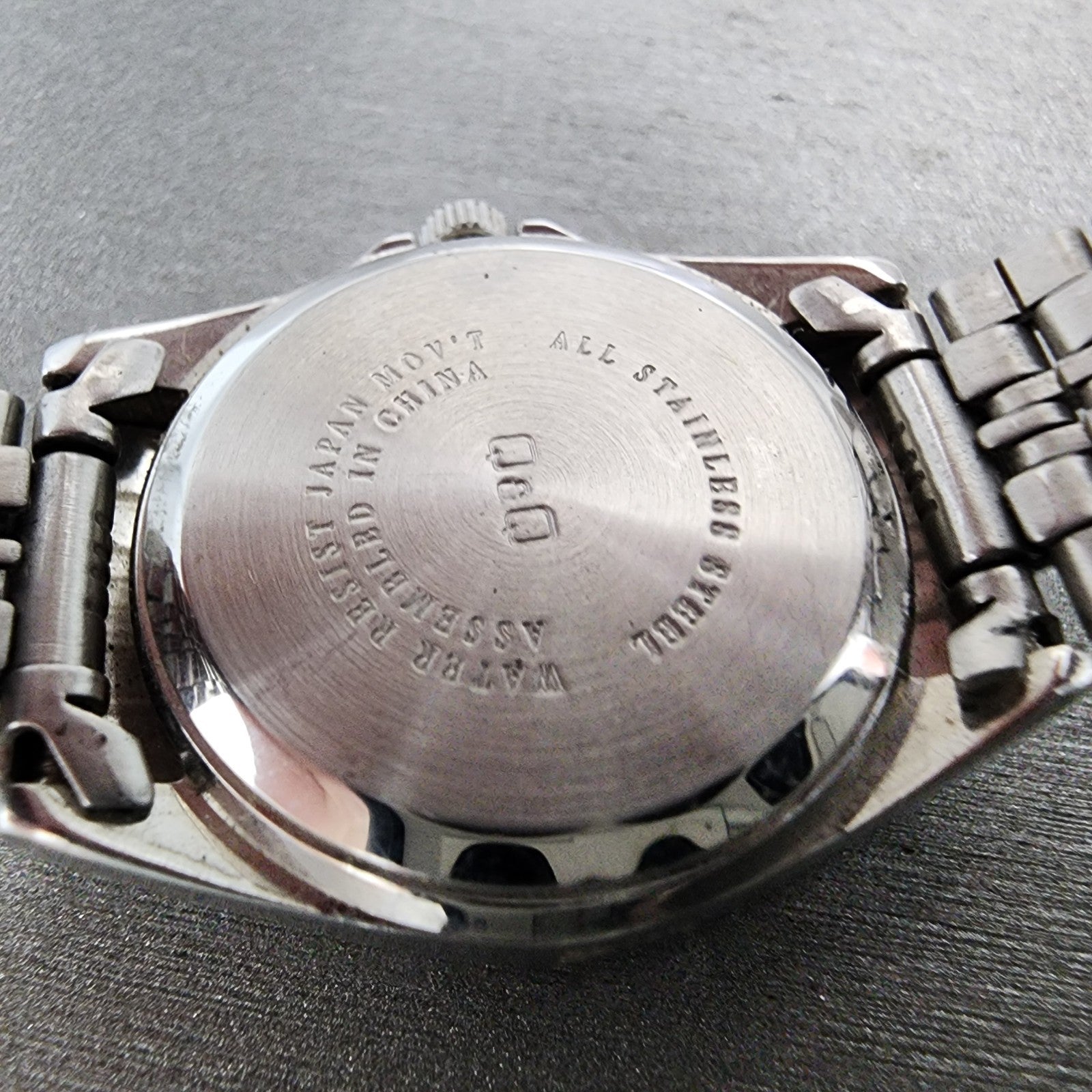 Citizen Q&Q Watch Women 26mm White Dial Silver Tone Round New Battery9