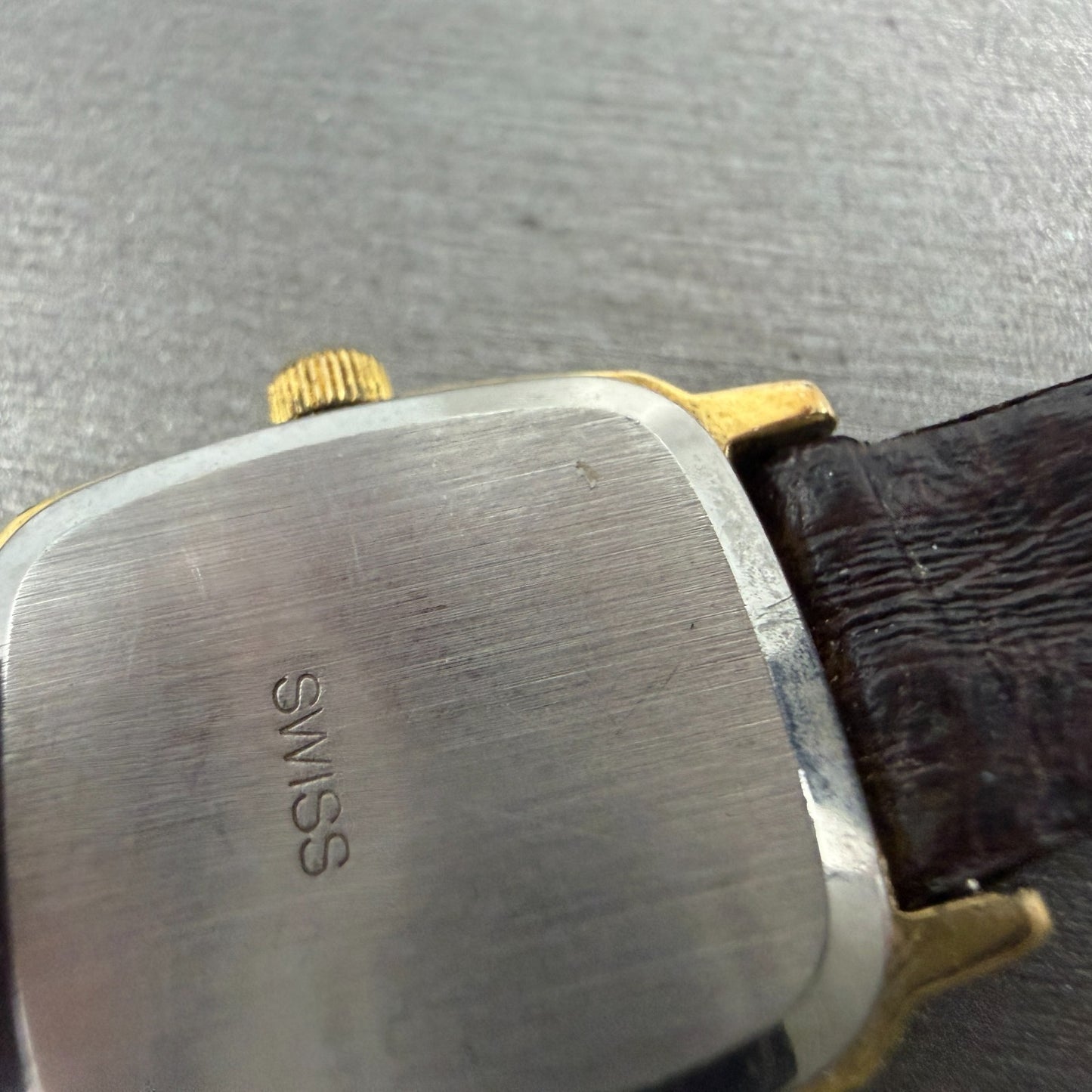 Tissot Watch Women 20mm Gold Dial Gold Tone Rectangle Leather Swiss New Battery9