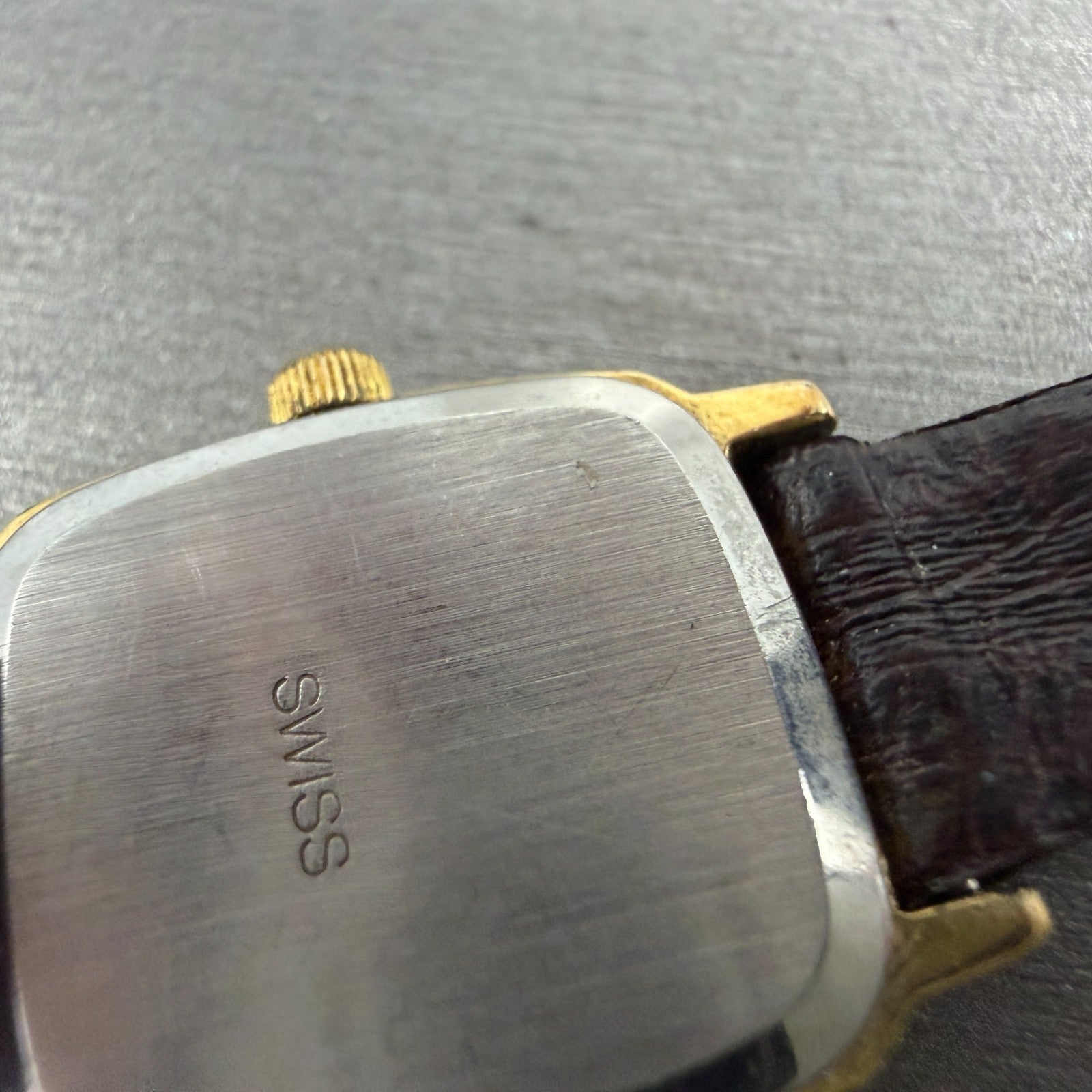 Tissot Watch Women 20mm Gold Dial Gold Tone Rectangle Leather Swiss New Battery9
