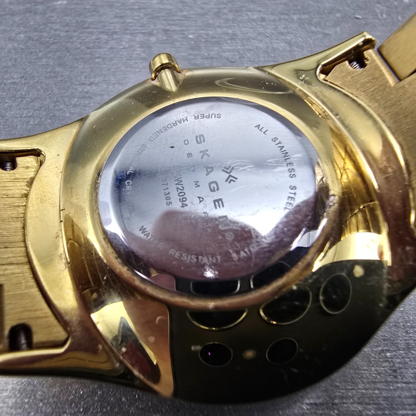 Skagen Watch Men 38mm Champagne Dial Gold Tone Round SKW2094 New Battery9