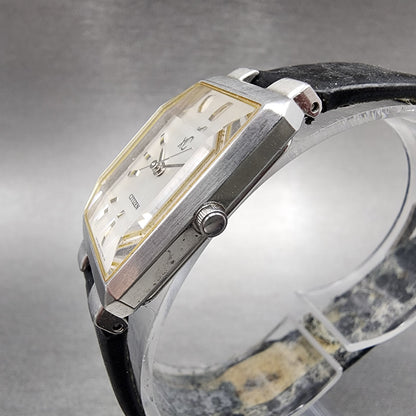 Citizen XC Tank Watch Women 19mm Silver Dial Silver Tone Rectangle New Battery