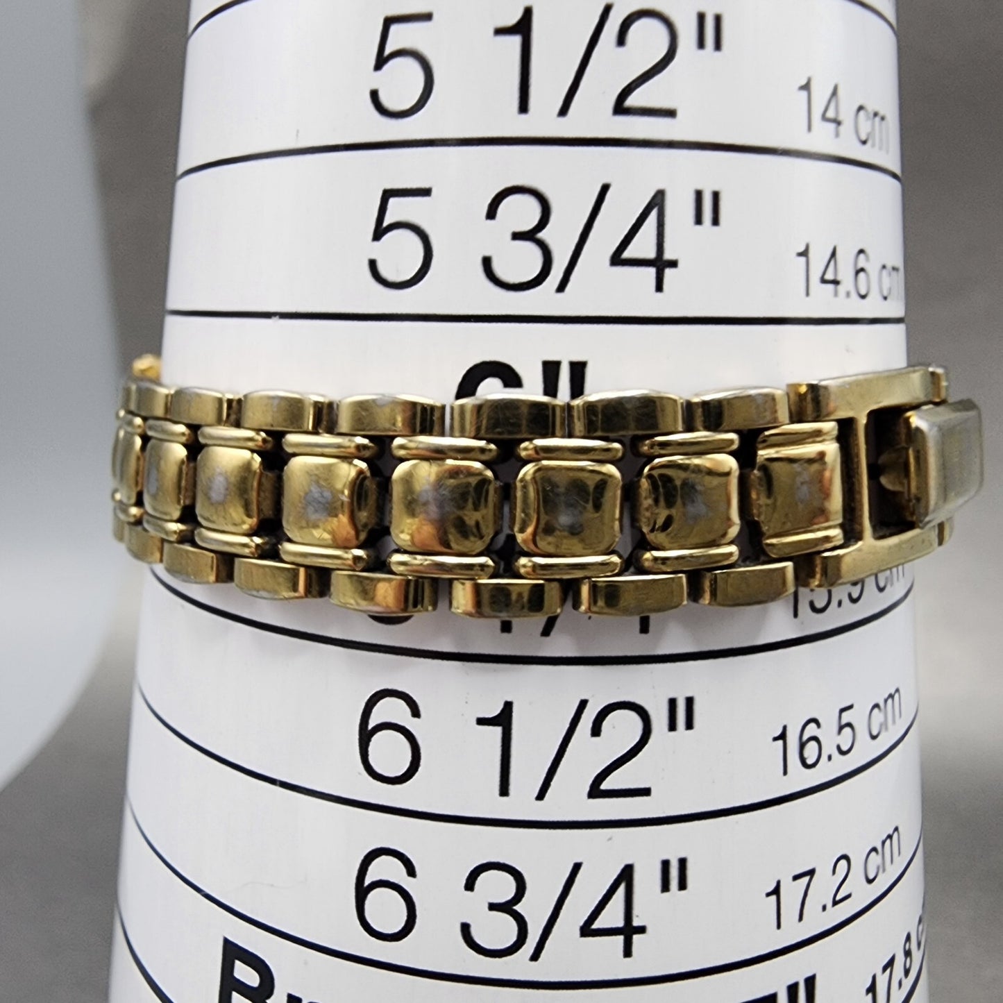 Seiko Watch Women 20mm White & Gold Dial Gold Tone Round 1N01 New Battery10