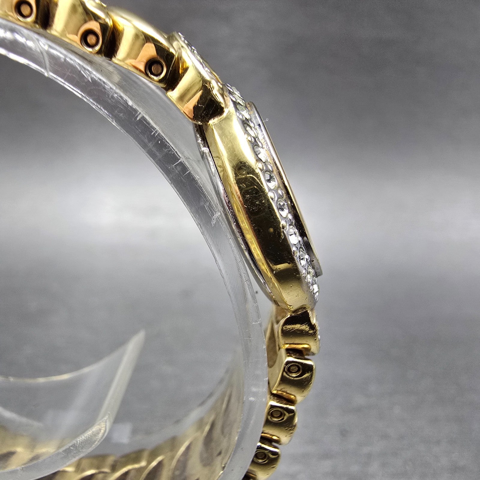 Bucherer Watch Women 20mm MOP Dial Gold Tone Round 901 544 New Battery Crystals3