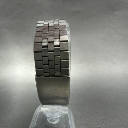 Casio Analog Digital Watch Men 31mm Silver Dial Silver Tone AQ-321 PARTS ABC VTG8