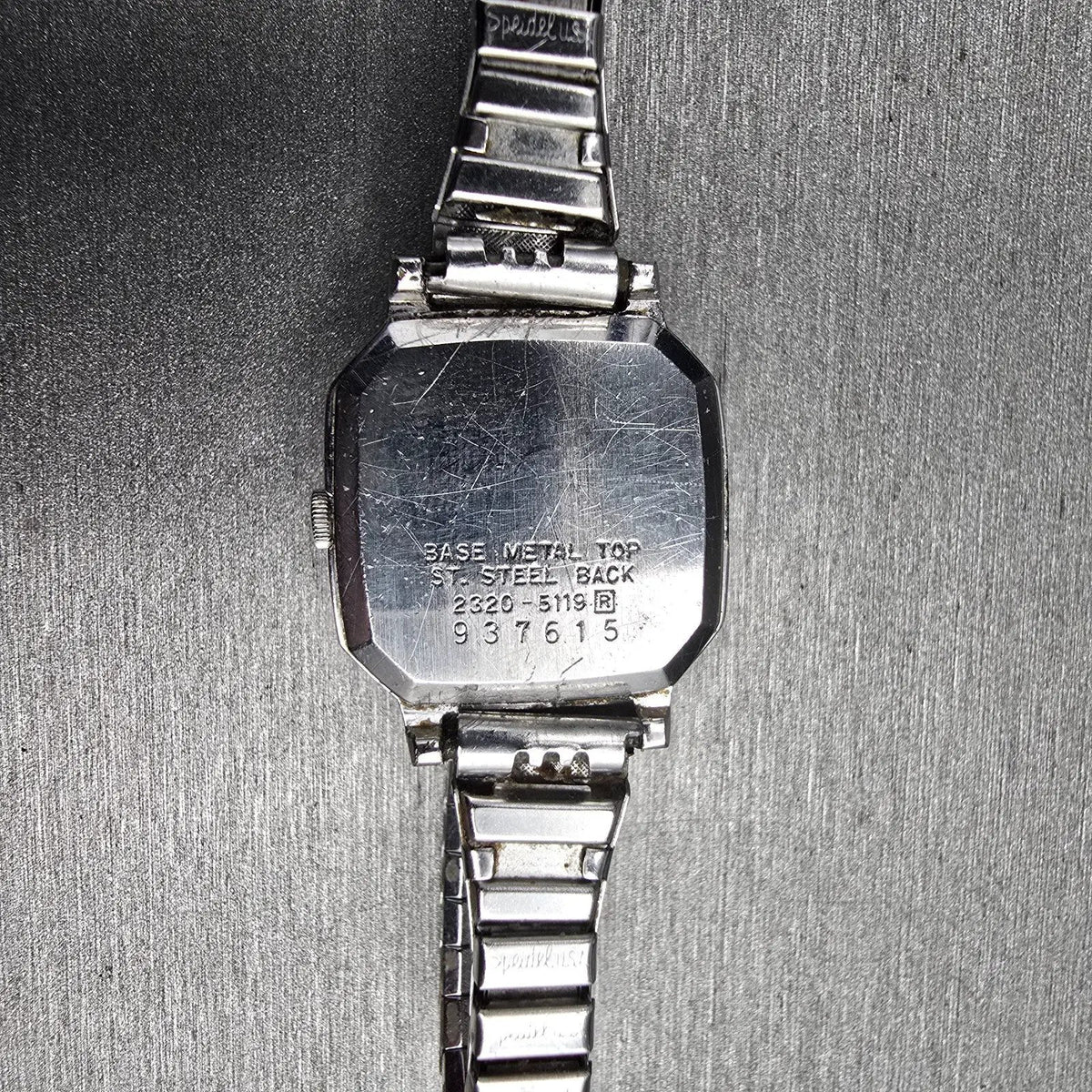 Seiko Watch Women 21mm Silver Dial Silver Tone Rectangle 2320-5119 New Battery10