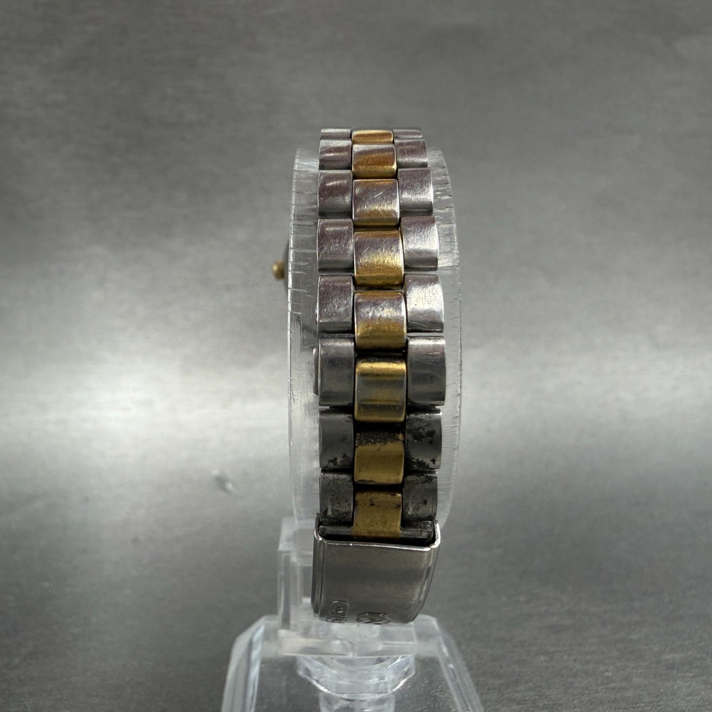 Seiko SQ Watch Women 23mm Silver Dial Two Tone Daydate 3Y03-0A10 New Battery VTG7