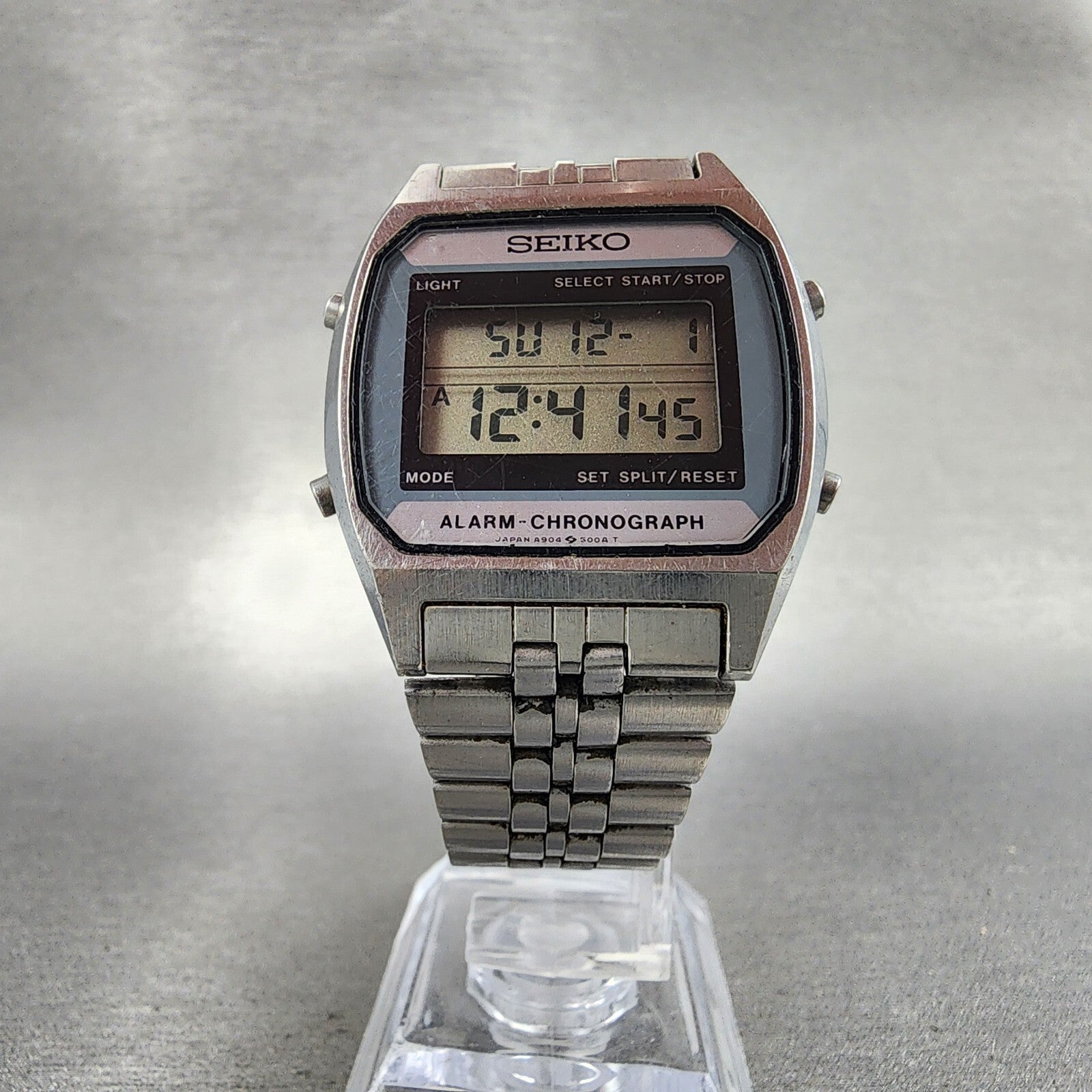 Seiko Digital Watch Men 33mm LCD Stainless Steel Alarm Chrono A9045009 New Batt5