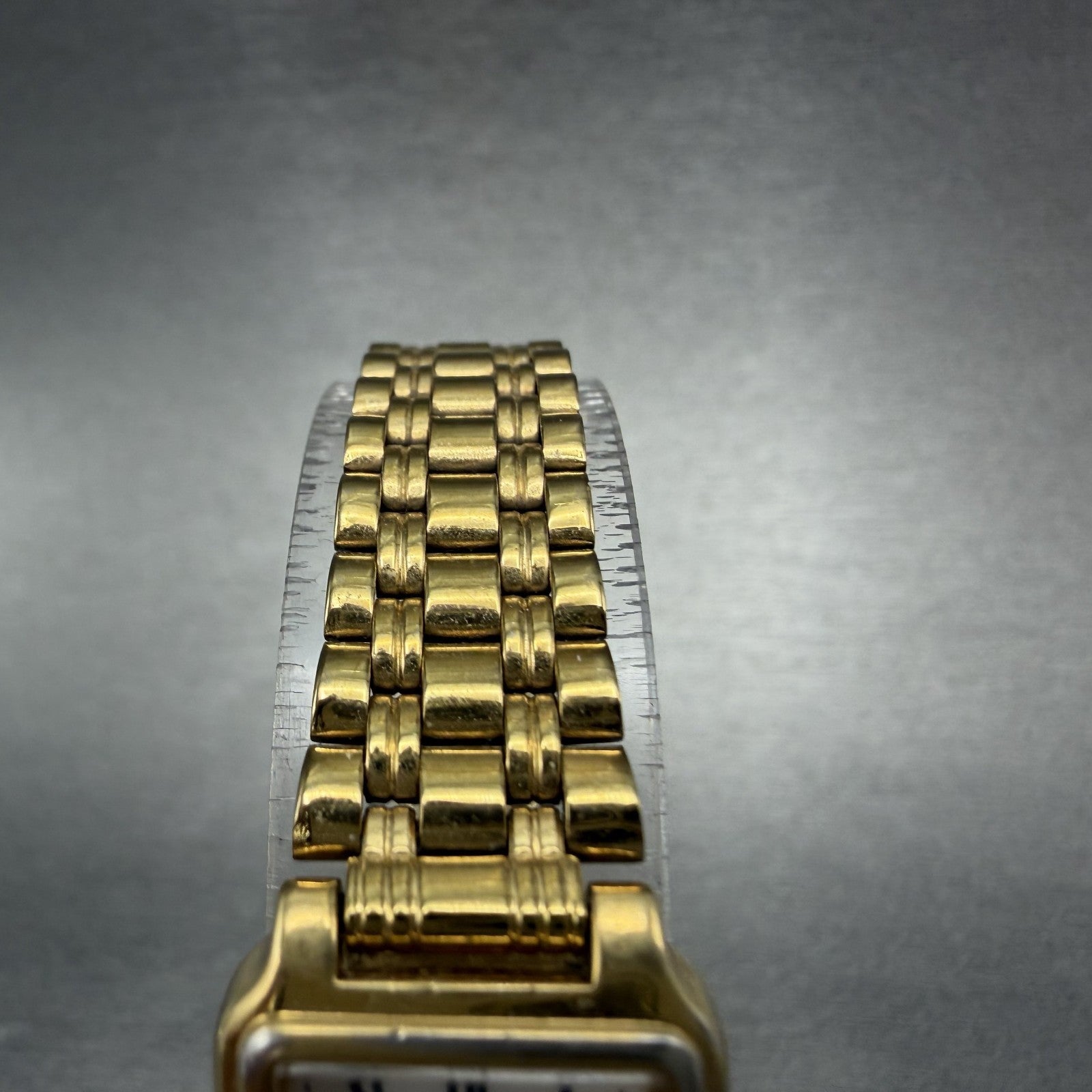 Seiko SX Tank Watch Women 17mm White Dial Gold Tone V401-5121 New Battery4