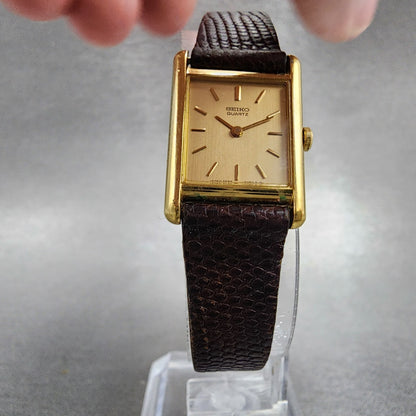 Seiko Tank Watch Women 18mm Gold Dial Gold Tone Rectangle 2C205019 New Battery5