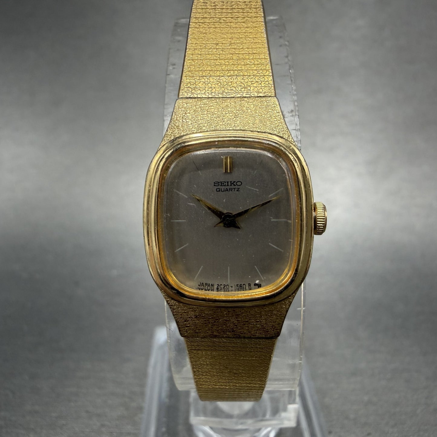 Seiko Watch Women 16mm Silver Dial Gold Tone Square 2C20-5770 New Battery0