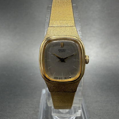 Seiko Watch Women 16mm Silver Dial Gold Tone Square 2C20-5770 New Battery0