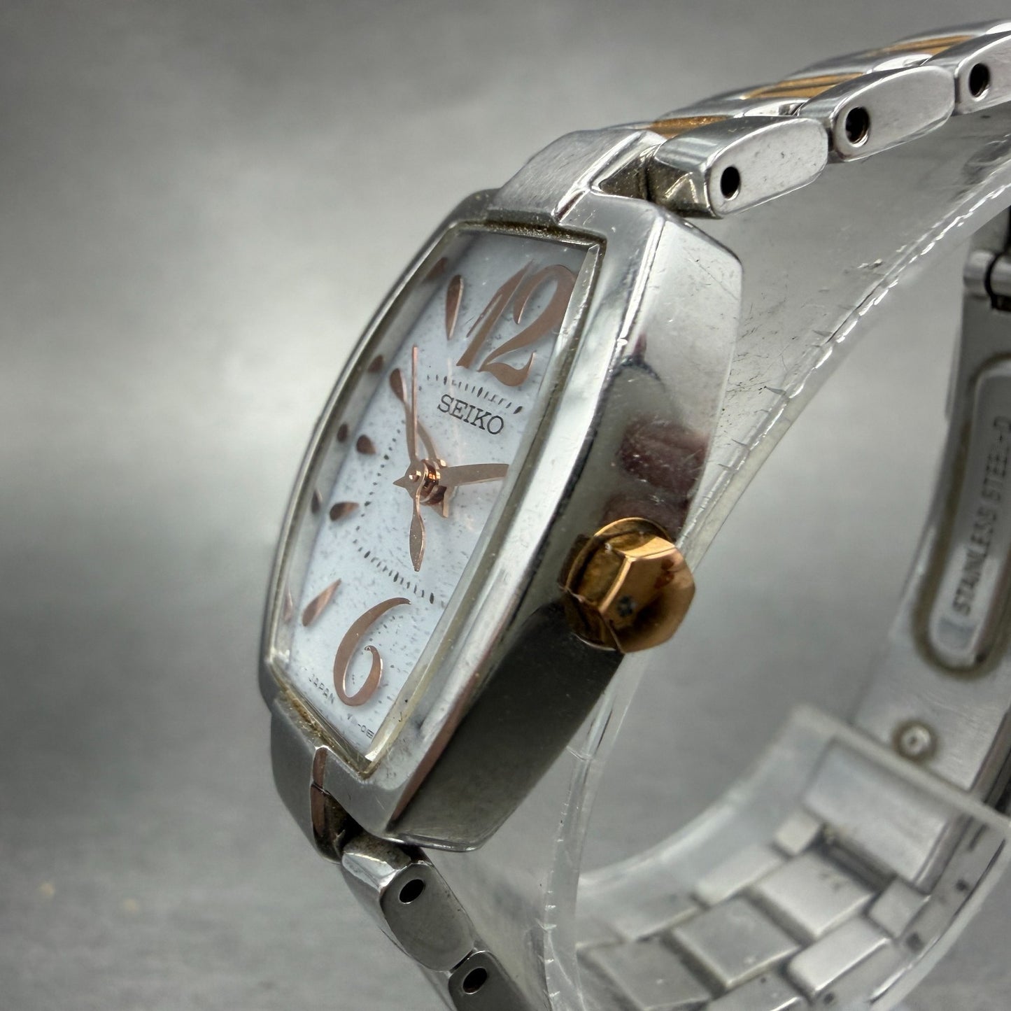 Seiko Solar Tank Watch Women 18mm White Dial Two Tone Rectangle Lukia Runs FD32
