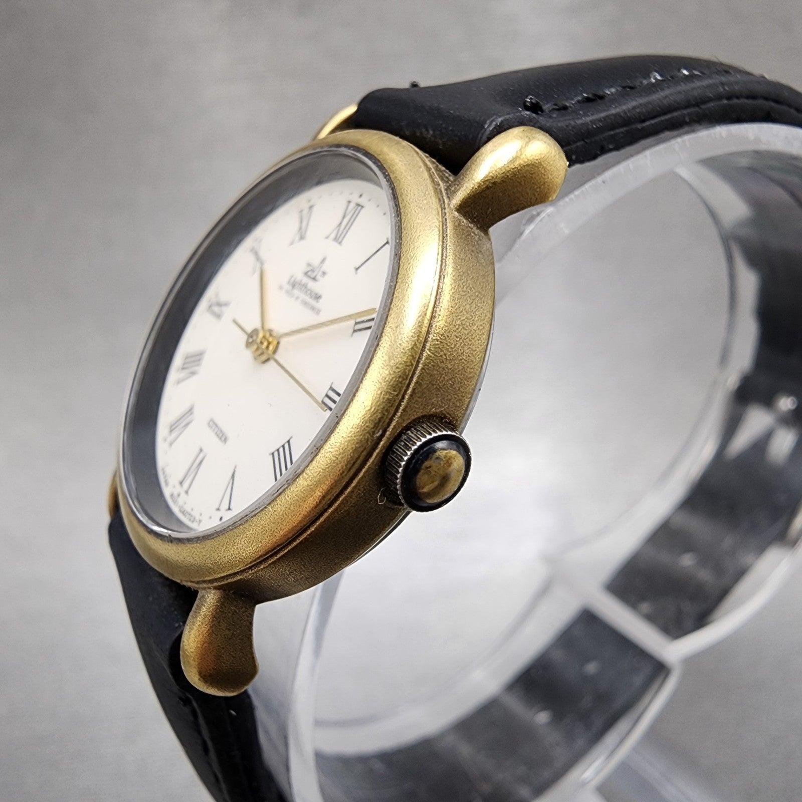 Citizen Lighthouse Watch Women 25mm Cream Dial Gold Tone Round New Battery2