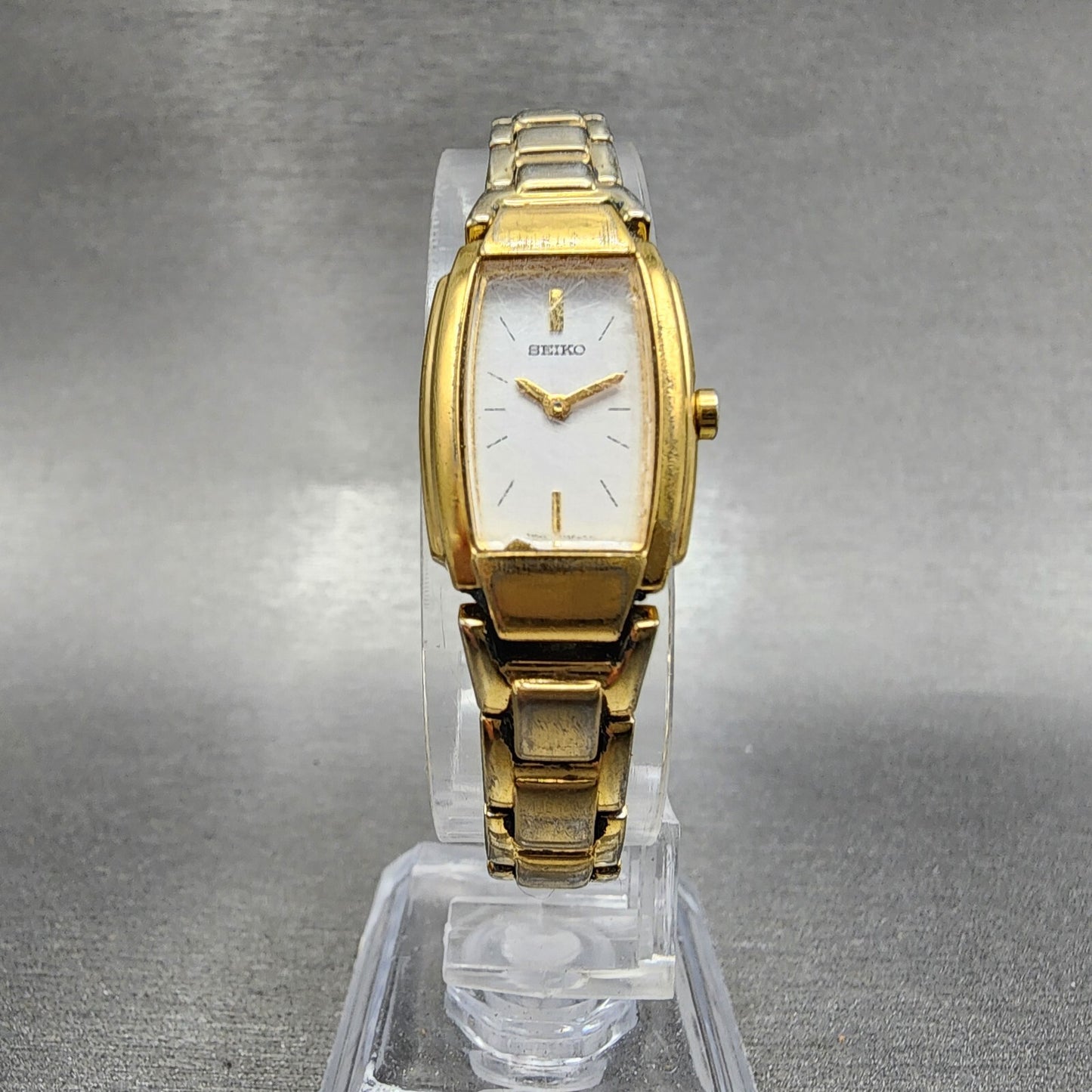 Seiko Tank Watch Women 16mm White Dial Gold Tone Rectangle 1N000GA0 New Battery5