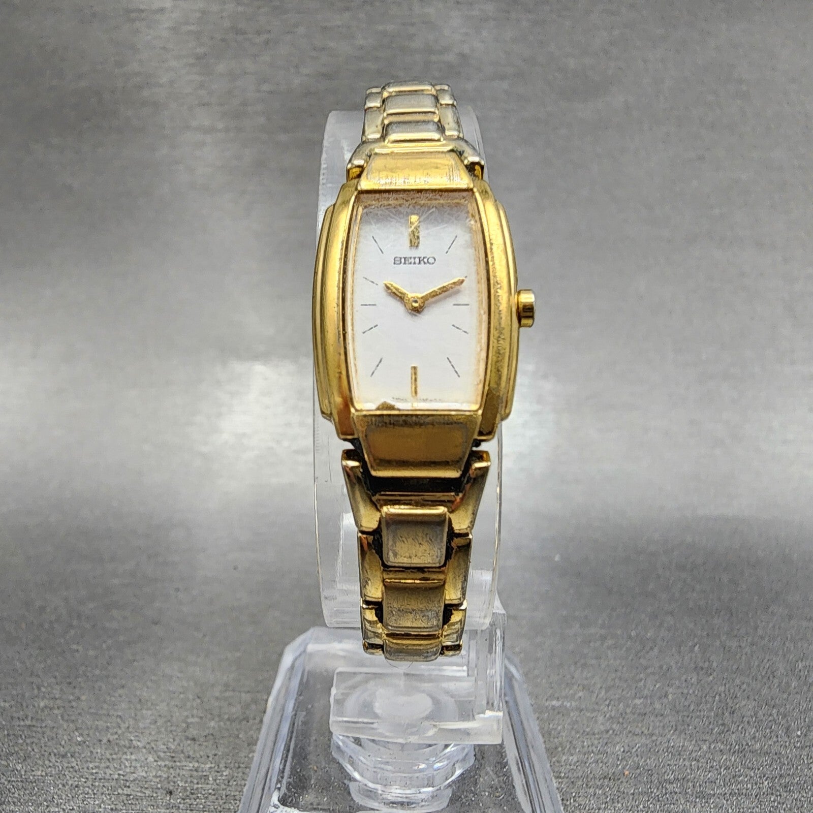 Seiko Tank Watch Women 16mm White Dial Gold Tone Rectangle 1N000GA0 New Battery5