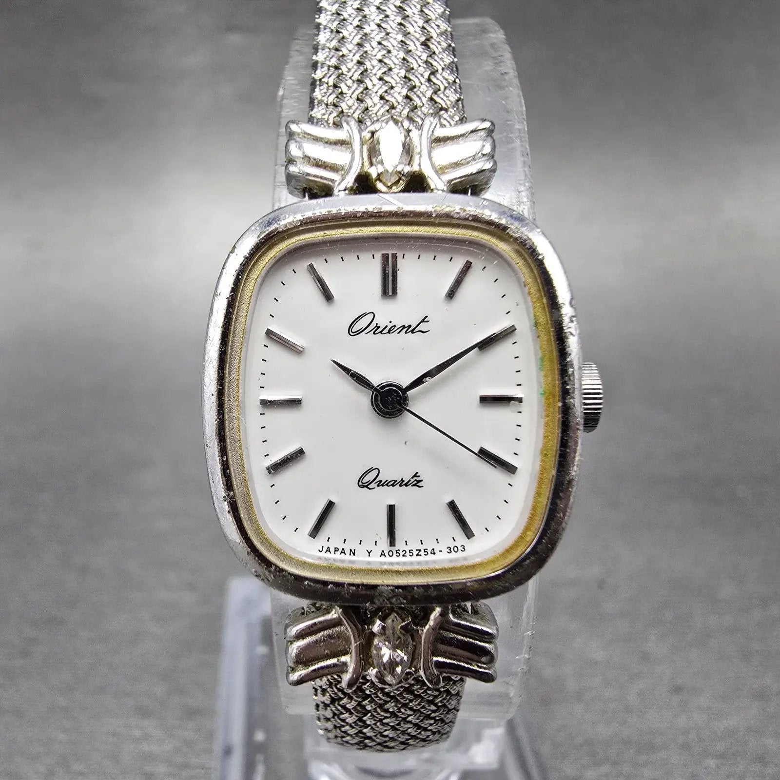 Orient Watch Women 18mm White Dial Silver Tone Rectangle A053Z5-40 New Battery D0