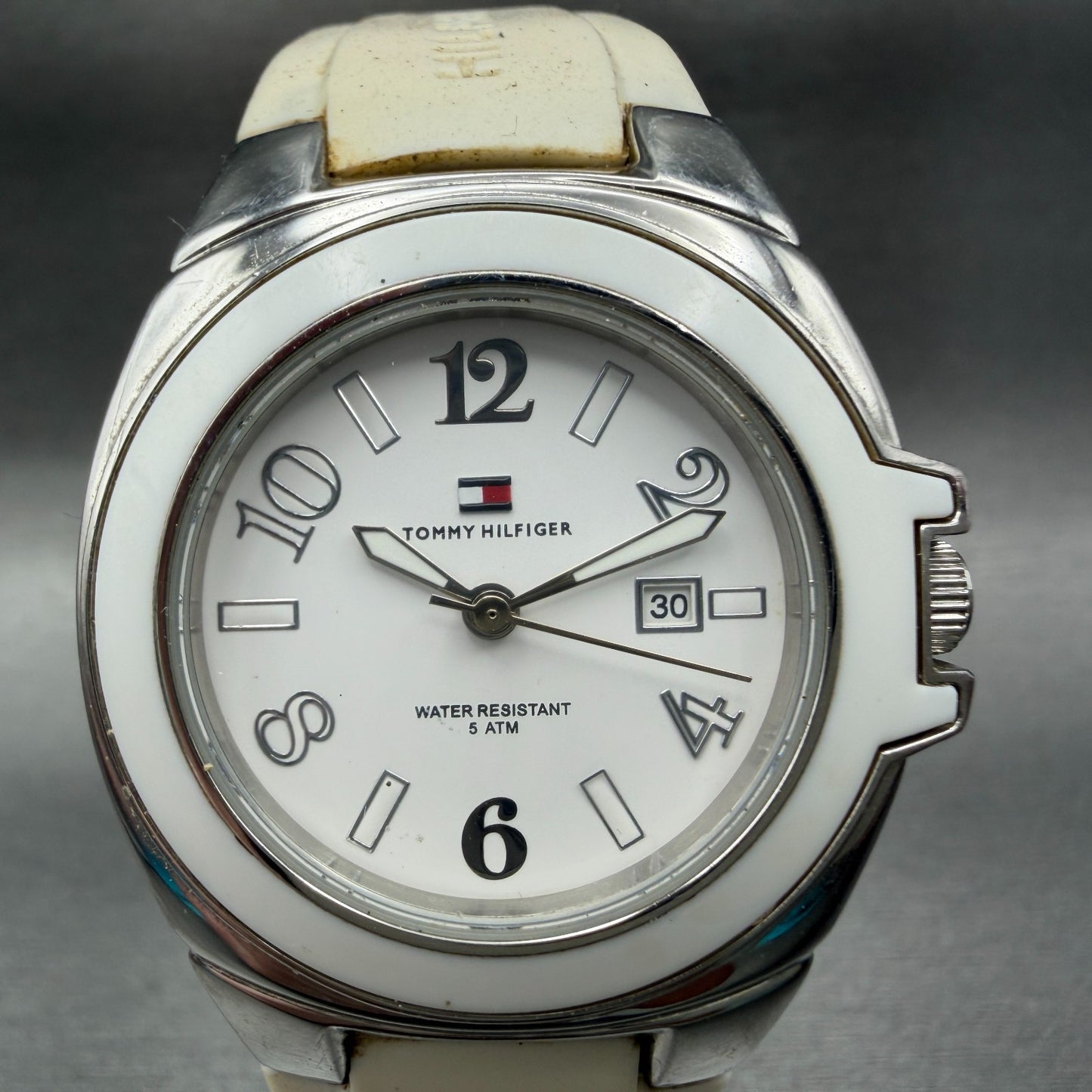 Tommy Hilfiger Watch Women 34mm White Dial Silver Tone Date Round New Battery1