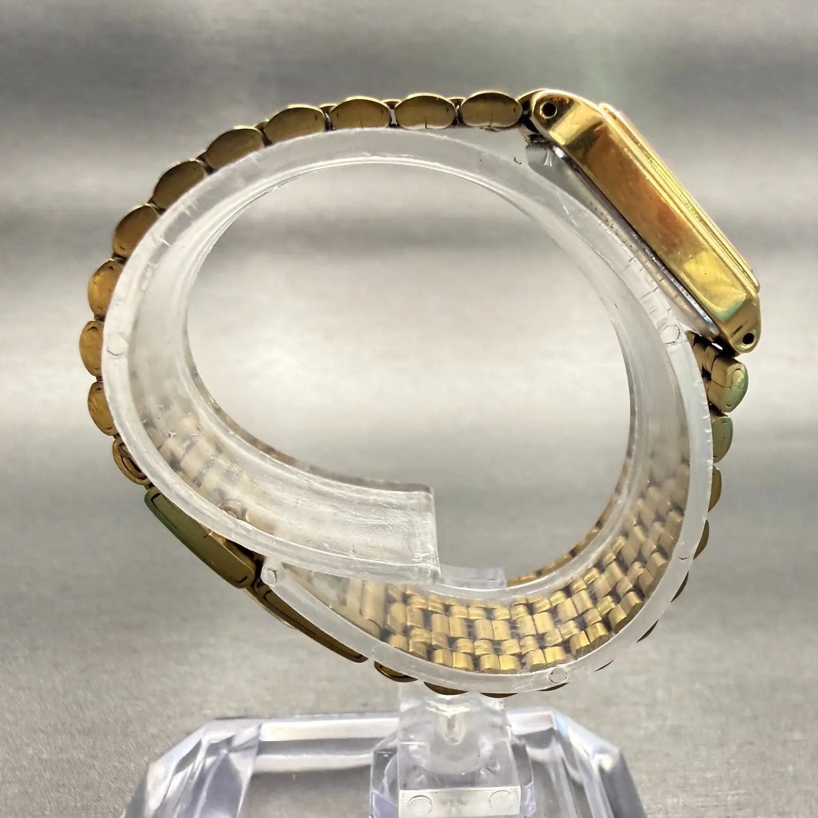 Seiko SX Watch Women 17mm Black Dial Gold Tone Rectangle V401-5121 New Battery8