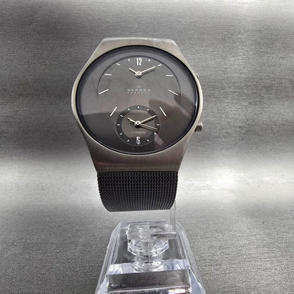 Skagen Watch Men 37mm Gray Dial Titanium Dual Time Round 733XLTTM New Battery5