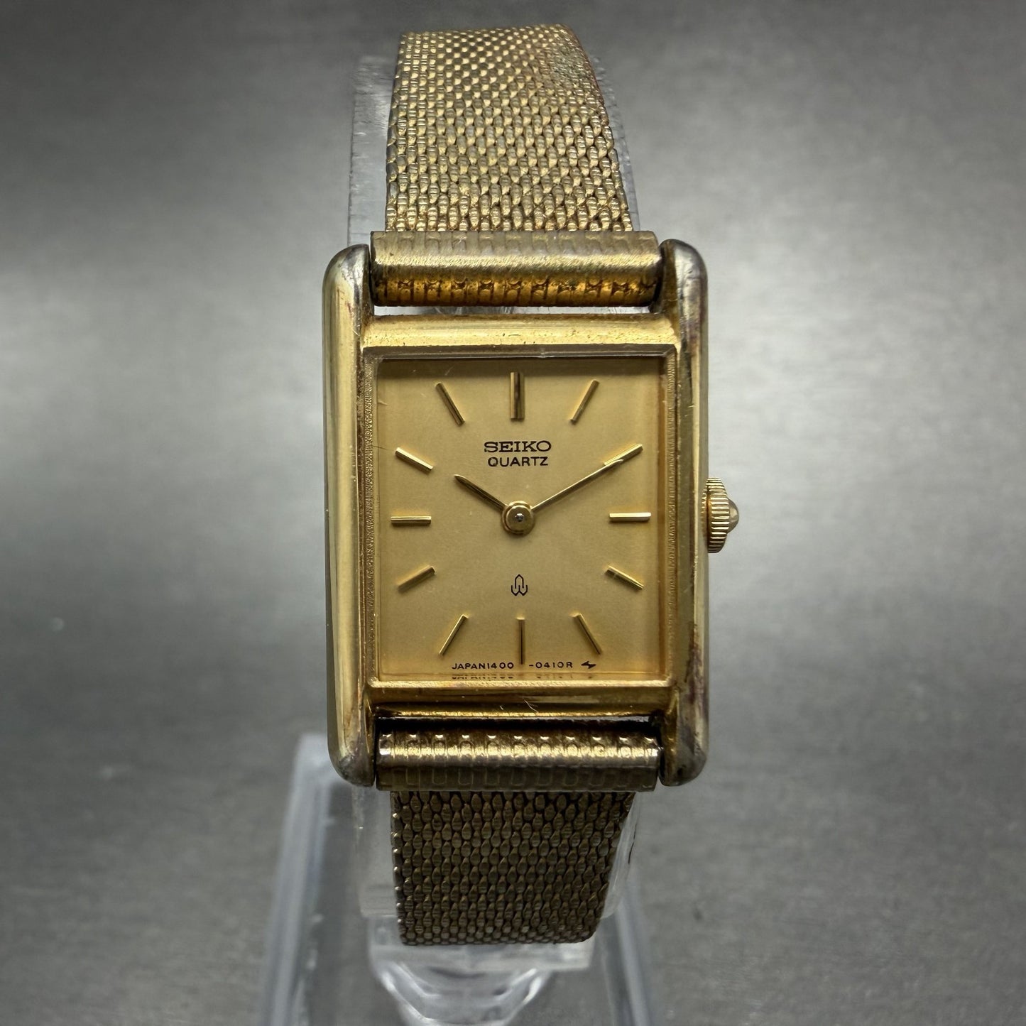 Seiko Tank Watch Women 18mm Champagne Dial Gold Tone 1400-5030 New Battery0