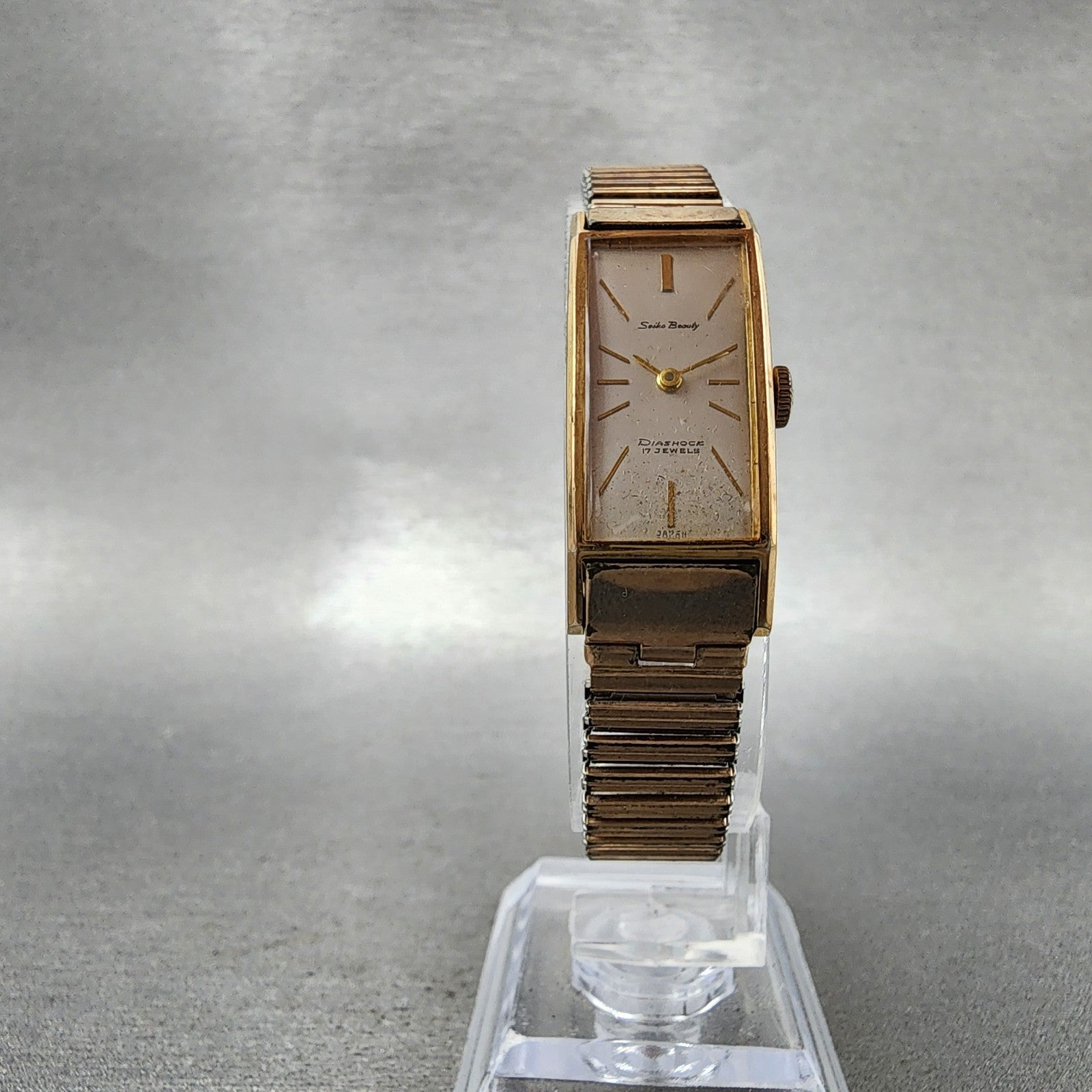 Seiko Beauty Tank Watch Women 15mm Silver Dial Gold Tone Manual 5506 Runs5