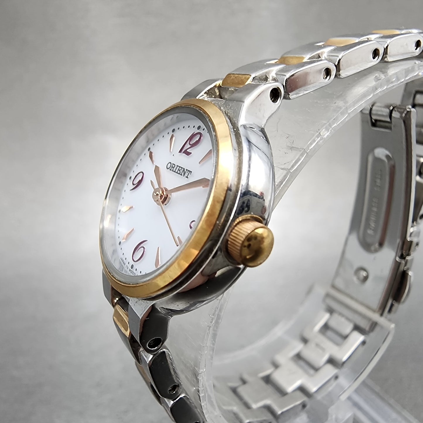 Orient Solar Watch Women 22mm White Dial Two Tone Round WD00R0B Runs2