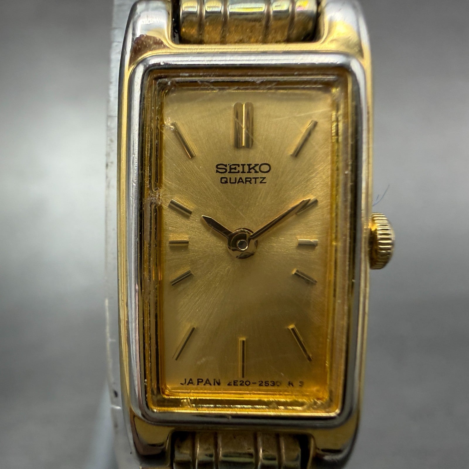 Seiko Tank Watch Women 13mm Champagne Dial Gold Tone VTG 2E20-7029 New Battery1