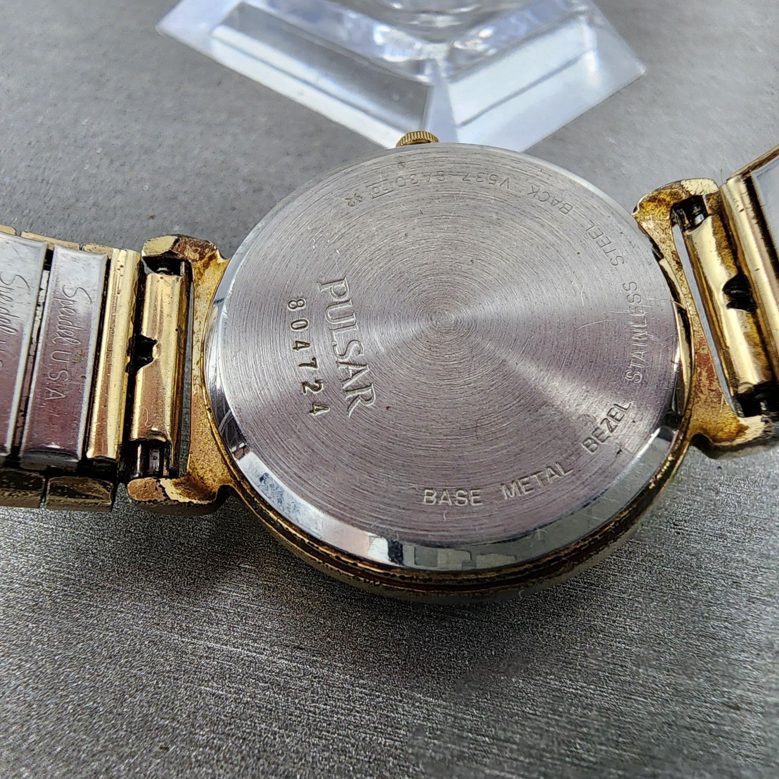 Seiko Pulsar Watch Men 33mm White Dial Gold Tone Date V5378a30 New Battery9