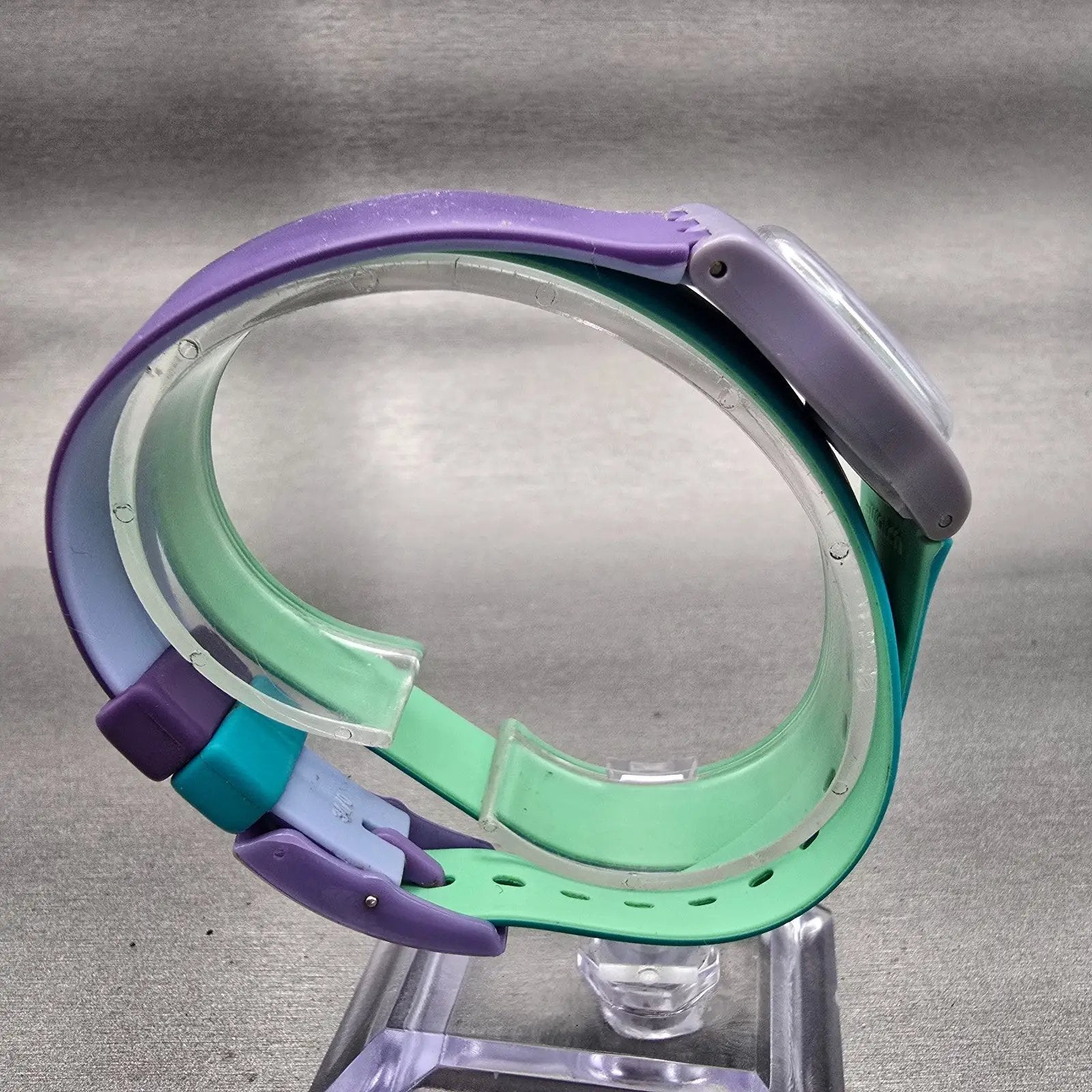Swatch Fun In Blue Watch Women Green Dial Purple Case Round LV117 New Battery8