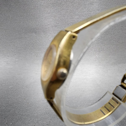 Seiko Watch Women 16mm Gold Dial Gold Tone Round 54200200 New Battery Vintage2